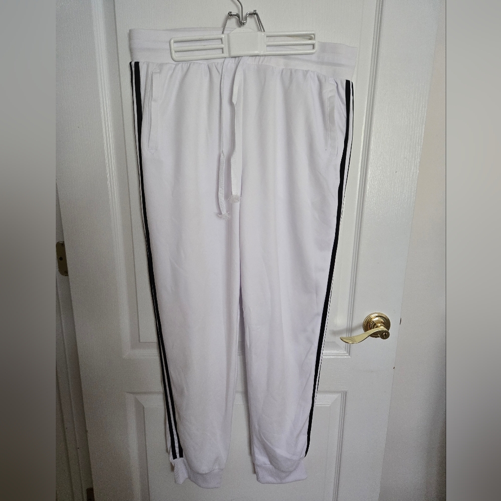 Urban Groove White Athletic (Dance)Pants XL